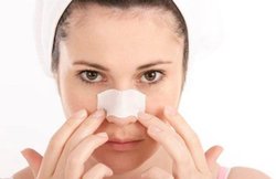 नाक के बालों से हो जाते हैं शर्मिंदा तो अब ये उपाय करेंगे आपकी मदद