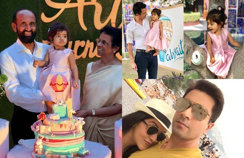 बॉलीवुड अभिनेत्री असिन शर्मा ने बहुत ही कम समय में अपनी एक अलग पहचान बनाई है। फिलहाल फिल्मों से दूर चल रहीं असिन शर्मा अब अपनी बेटी की परवरिश में बिजी हैं। 26 अक्टूबर को असिन की बेटी एक साल हो चुकी है। दिलचस्प ये भी है कि आज के दिन ही असिन शर्मा का भी बर्थडे है। असिन के पति राहुल ने पहले तो अपने सोशल अकाउंट पर बेटी की बेहद खूबसूरत तस्वीरें पोस्ट कर उसे बर्थडे की बधाई दी है और इसके बाद असिन पत्नी के साथ एक बेहतरीन तस्वीर शेयर कर अपनी लव फीलिंग बयां की हैं। राहुल ने असिन को बर्थडे की बधाई देते हुए उन्हें मोस्ट लवेबल पार्टनर और Selfless mother कहा है। शादी के बाद से असिन न सिर्फ फिल्मों से दूर हैं बल्कि वह सोशल मीडिया पर भी बहुत कम नजर आती हैं। वहीं दूसरी ओर 26 अक्टूबर को मस्त-मस्त गर्ल रवीना टंडन का भी बर्थडे है। असिन ने रवीना के साथ तस्वीर शेयर उन्हें बर्थडे की बधाई दी है और साथ ही अपनी बेटी के जन्मदिन के बारे में भी बताया है। (All Pics- Rahul/Asin Sharma isntagram/facebook)