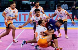 Pro Kabaddi 2018: पुणेरी पलटन, पटना पाइरेट्स ने दर्ज की जीत