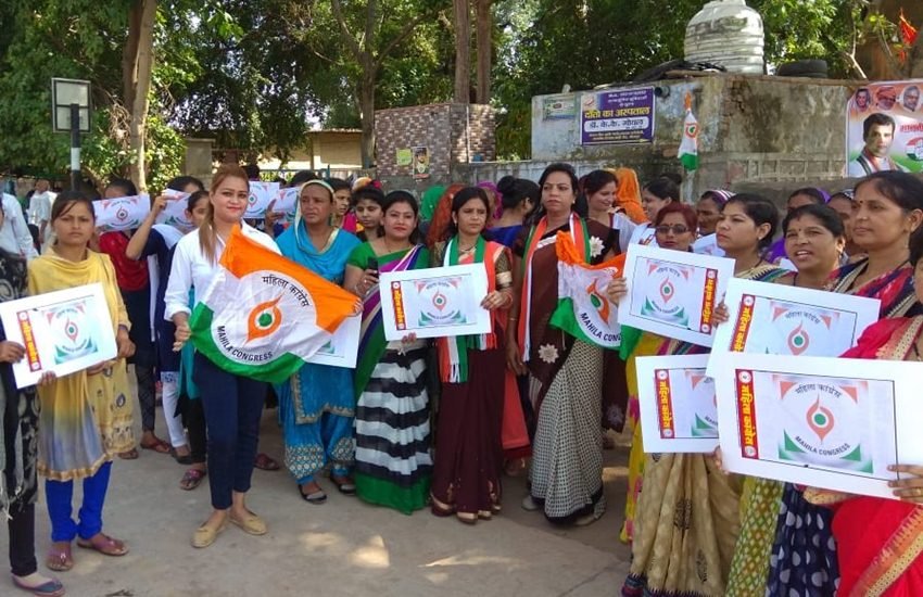 राजस्थान में महिला और युवा टिकट दावेदारों की संख्या अचानक बढ़ गई है। (फोटो-twitter.com/RajasthanPMC)