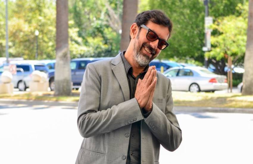 अश्लील हरकत का आरोप लगने के बाद अभिनेता रजत कपूर ने माफी मांगी है।
फोटो सोर्स - (ट्विटर, @mrrajatkapoor) अश्लील हरकत का आरोप लगने के बाद अभिनेता रजत कपूर ने माफी मांगी है।
फोटो सोर्स - (ट्विटर, @mrrajatkapoor)