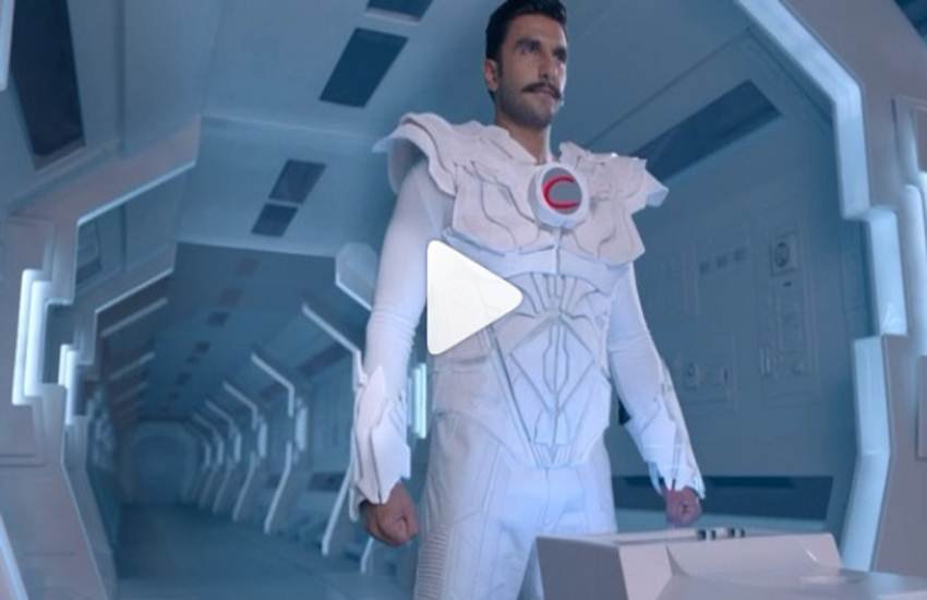 Ranveer Singh, Ranveer Singh new ad, Ranveer Singh ad, Ranveer Singh karishma tanna, Ranveer Singh karishma tanna trolled, Ranveer Singh as Captain