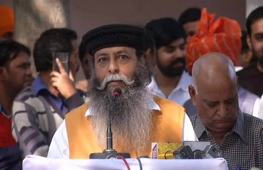 अभिनेत्री दीपिका पादुकोण का सिर काटने के लिए 10 करोड़ का ईनाम रखने वाले सूरज पाल अमू की बीजेपी में फिर वापसी हो गई है। (फोटो- एएनआई)