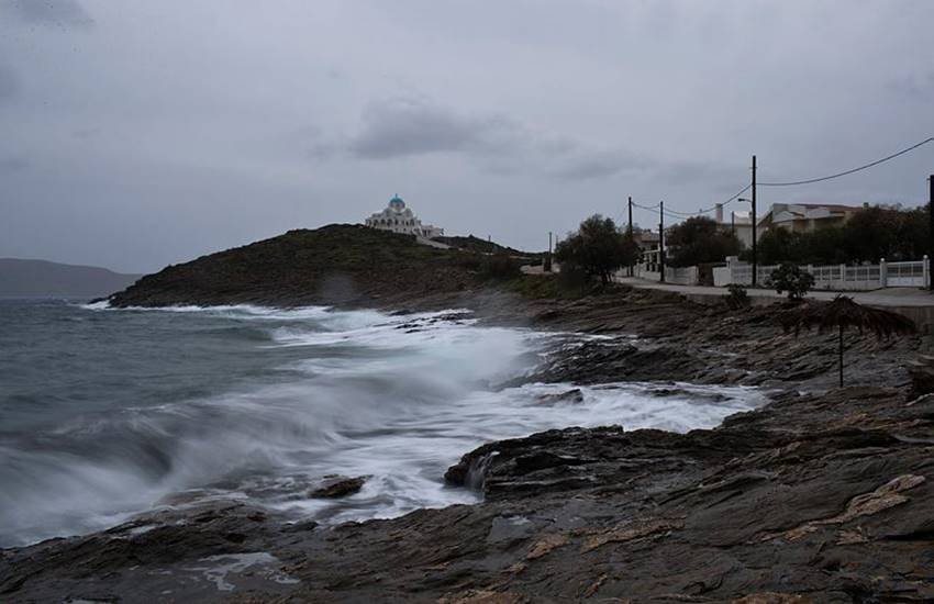 odisha, odisha cyclone, odisha cyclone titli, odisha cyclone news, odisha cyclone titli news, andhra pradesh, cyclone titli, cyclone titli news, cyclone titli in odisha, odisha storm warning, odisha storm warning news, odisha storm warning today