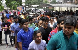 UPTET 2018: स्थगित हो सकती है उत्तर प्रदेश शिक्षक पात्रता परीक्षा? पढें पूरी खबर