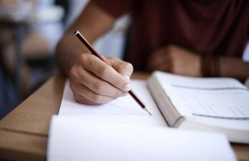 बच्चे का जवाब हुआ सोशल मीडया पर वायरल।बच्चे का जवाब हुआ सोशल मीडया पर वायरल। बच्चे का जवाब हुआ सोशल मीडया पर वायरल।बच्चे का जवाब हुआ सोशल मीडया पर वायरल।