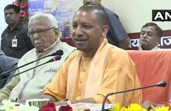 इलाहाबाद का नाम जल्द होगा प्रयागराज, गवर्नर की मौजूदगी में सीएम योगी आदित्यनाथ का एलान