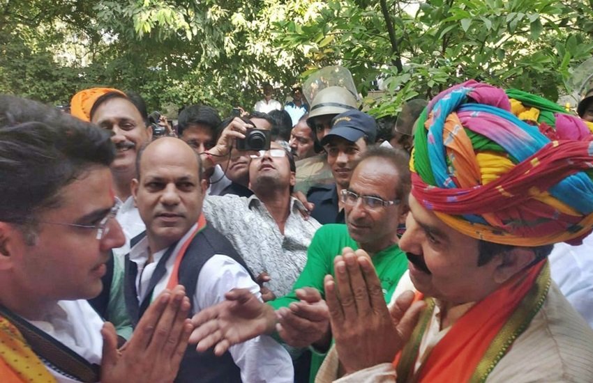 सचिन पायलट और यूनुस खान, फोटो सोर्स- सोशल मीडिया