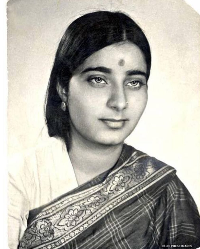 Sushma Swaraj,milkha singh,swaraj retirement,Swaraj Kaushal,sushma swaraj husband, sushma swaraj lovestory, sushma swaraj marriage