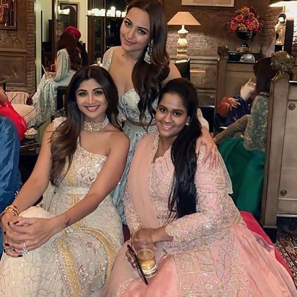 salman khan,shilpa shetty, shilpa shetty diwali photos, bollywood diwali photos, salman khan latest, salman khan news, karan johar, jacqueline fernandez, jacqueline fernandez photos, r madhavan