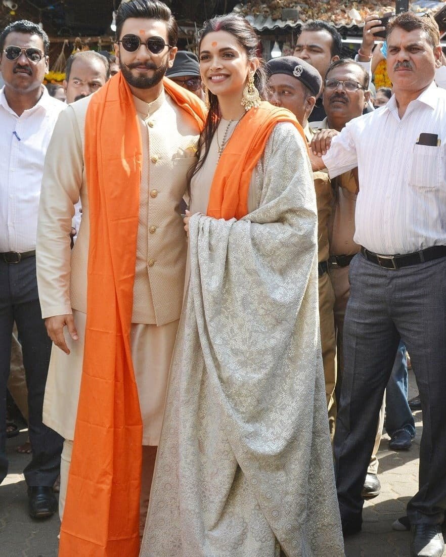 "deepika ranveer, deepika padukone, ranveer singh, deepika ranveer siddhivinayak visit, deepika, ranveer, deepika ranveer latest photo, deepika ranveer news, deepika ranveer wedding, deepika ranveer photos, deepika ranveer family, deepika ranveer news, deepika ranveer latest news