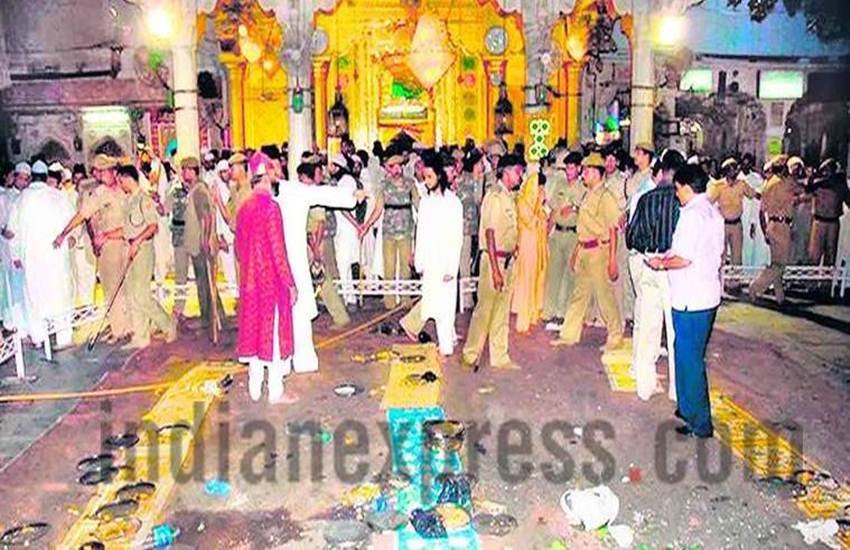 Ajmer Dargah Bomb Blast, Ajmer Dargah Bomb Blast 2007, Ajmer Bomb Blast, Absconding Accused, Suresh Nair, ATS, Arrest, Allegation, Suppy, Bombs, Planters, Ajmer, Rajasthan, State News, National News, Hindi News