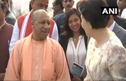 अयोध्या में 1992 जैसा हाल, डरे-सहमे लोग जमा कर रहे अतिरिक्त राशन, शहर में CRPF, PAC के जवान तैनात