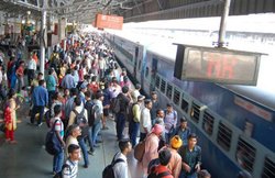 IRCTC से बुक E-Ticket में बदलवाना चाहते हैं अपना नाम तो यहां जानें तरीका