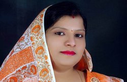 यूपी: फोन पर इंस्‍पेक्‍टर से बोलीं भाजपा विधायक- जूता फेंककर मारें तब ही समझोगे!
