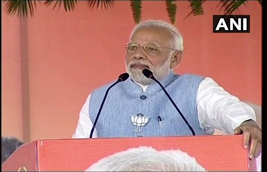 मध्य प्रदेश के विदिशा में प्रधानमंत्री नरेंद्र मोदी (Photo: ANI)
