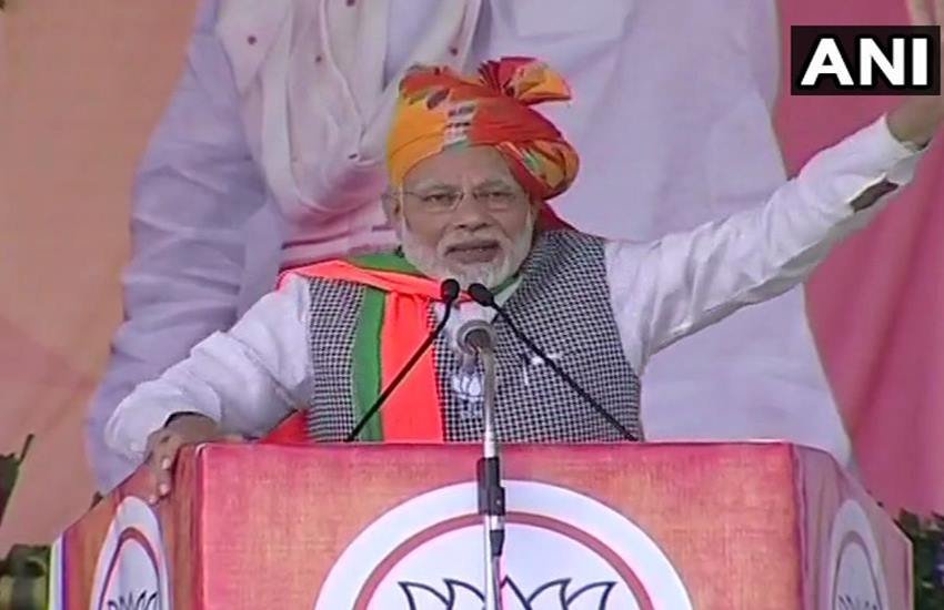 राजस्थान में प्रधानमंत्री मोदी (फोटोः एएनआई)