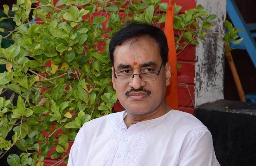 Beef Politics, Kiren Rijiju, Union Minister, BJP, Eat, Beef, Open Challenge, Media, Old Statement, Arunachal Pradesh, North East, Vinod Bansal, Vishwa Hindu Parishad, VHP, Lie, Proof, Video Clip, News 24, Sakshi, News Anchor, Gulity, News National News, Trending News, Hindi News