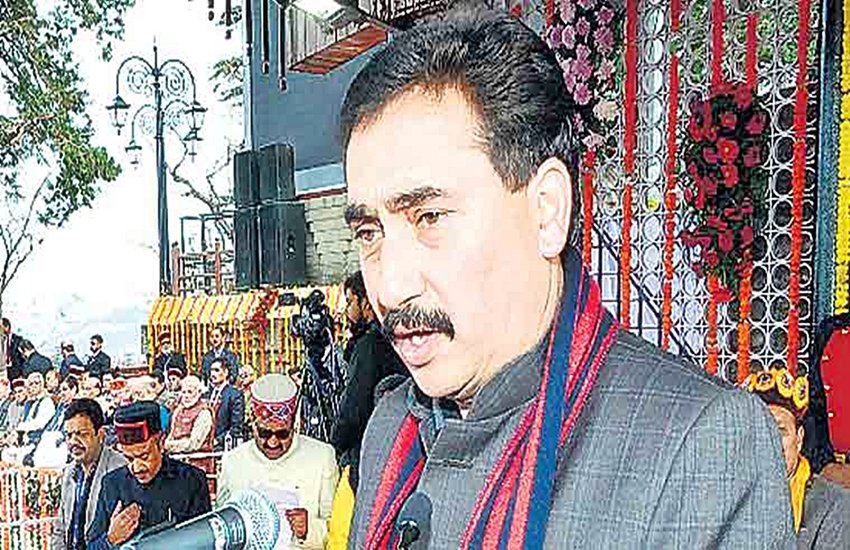 विपिन सिंह परमार (हिमाचल प्रदेश के स्वास्थय एवं परिवार कल्याण मंत्री), फोटो सोर्स- इंडियन एक्सप्रेस