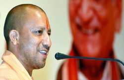 प्रयाग कुंभ के दौरान शादी न करने की सलाह पर योगी सरकार की सफाई, वो सिर्फ अपील थी आदेश नहीं