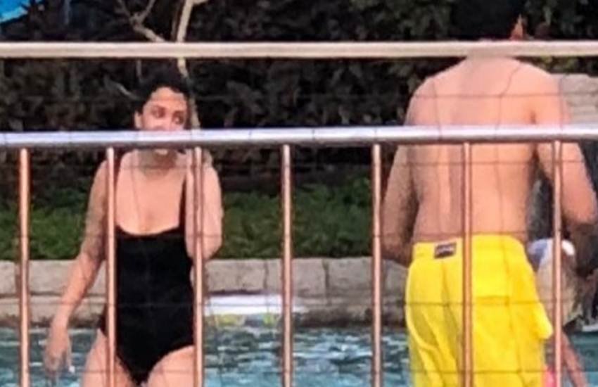 Aishwarya rai bachchan, abhishek bachchan, aaradhya bachchan, Aishwarya rai bachchan swimsuit, Aishwarya rai bachchan film, Aishwarya rai bachchan fees