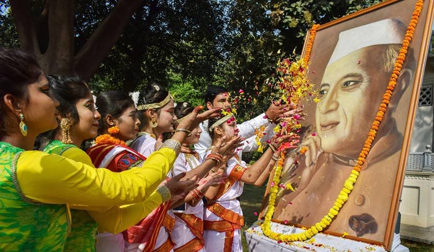 happy childrens day, childrens day 2018, childrens day, childrens day essay, jawaharlal nehru birth anniversary, jawaharlal nehru facts, jawaharlal nehru biography, jawaharlal nehru, childrens day india, chacha nehru, jawaharlal nehru history