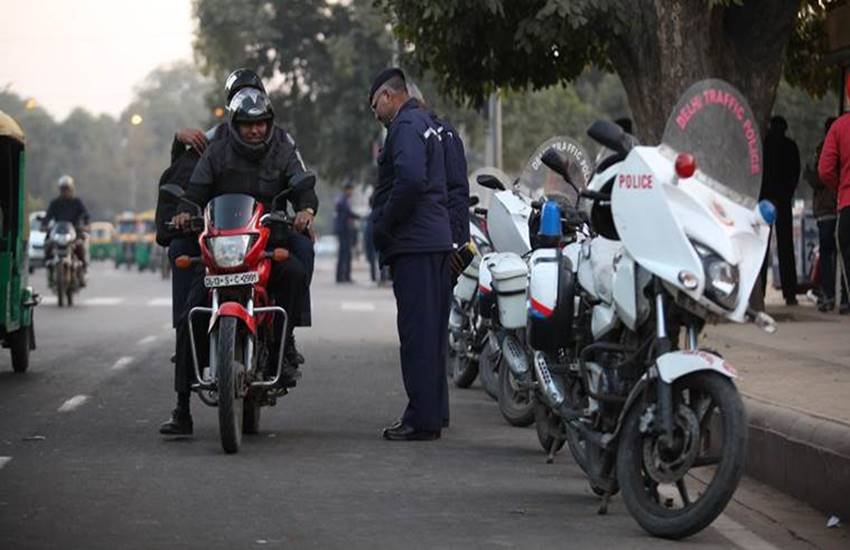 एनओसी में पुलिस रिपोर्ट भी लगती है। 
(फोटो सोर्स : Indian Express)