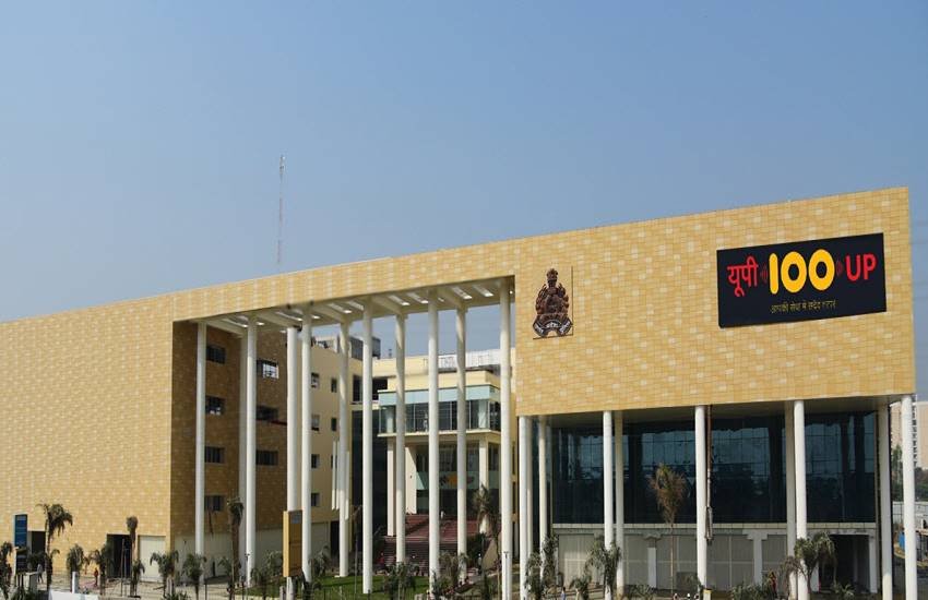 अब ट्रेन में भी मदद के लिए पहुंचेगी यूपी पुलिस
(फोटो सोर्स : UP 100 Website)