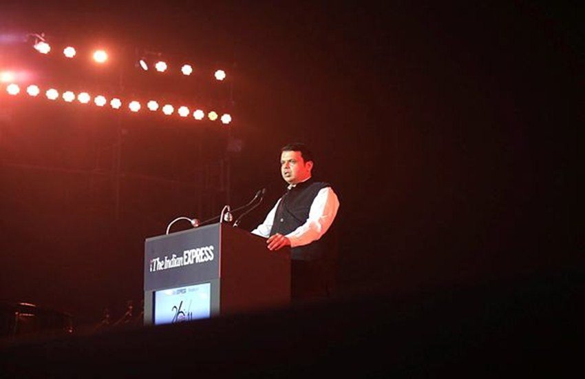 #StoriesOfStrenght Event 2018: महाराष्ट्र के सीएम देवेंद्र फड़नवीस कार्यक्रम को संबोधित करते हुए। (फोटो सोर्स: निर्मल हरिंद्रन)