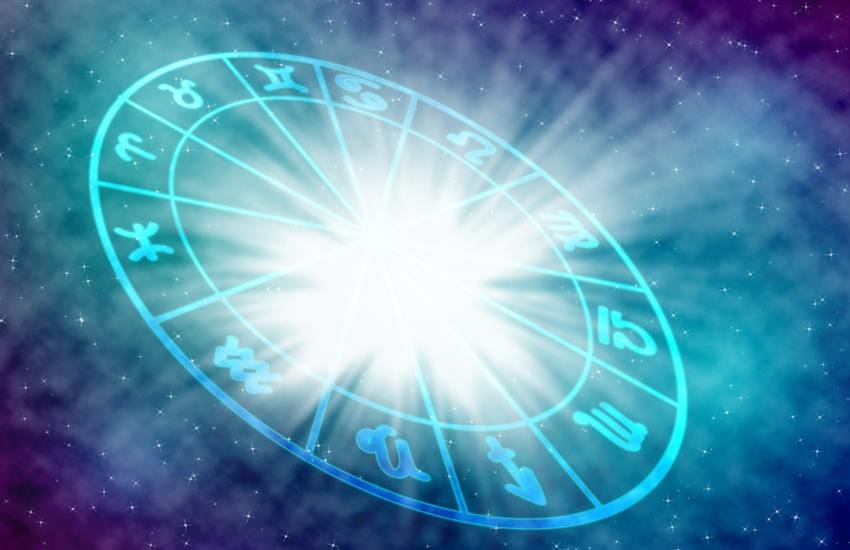 कन्या राशि - इनका व्यवसाय बुध और शनि निर्धारित करते हैं