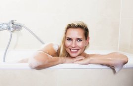 hot water bath, benefits of hot water bath, hot water bath uses, metabolism, body metabolism, hot water bath for men, hot water bath women, hot water, bath, hot water bath, benefits of bath, hot water bath benefits, fitness videos, fitness goals, Lifestyle News, Lifestyle News in Hindi, Latest Fashion Trends, Health and Beauty Tips, जीवन-शैली, jansatta, hindi news, latest news, health, study