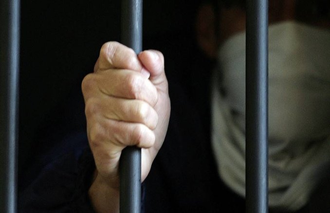 यूपी: फौज की वर्दी पहन घूमता मिला संदिग्ध, भेजा गया जेल