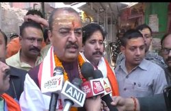‘राहुल गांधी झूठ बोलने की ऑटोमैटिक मशीन में राफेल डालकर, प्रधानमंत्री की कुर्सी निकालना चाहते हैं’