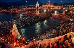 प्रयागराज: कुंभ के दौरान यमुना में नाव की सैर कर सकेंगे श्रद्धालु, 469 लाख की खरीदारी