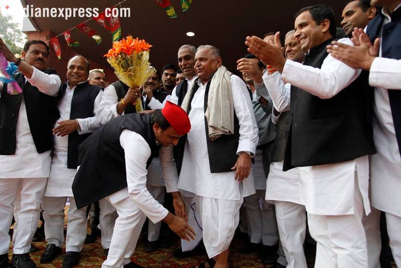 mulayam singh yadav, mulayam singh yadav birthday, akhilesh yadav, samajwadi party, sp chief, uttar pradesh, bjp, mulayam singh birthday photos, birthday celebration pics, india news,