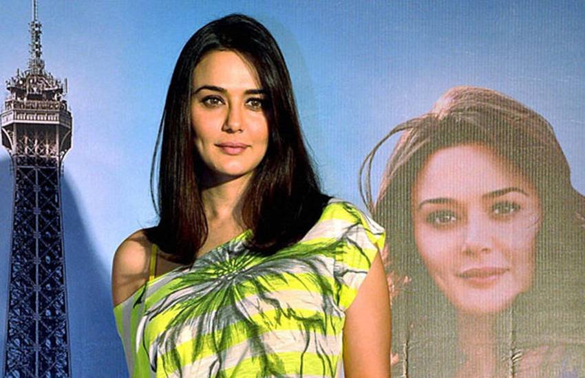 Me Too पर अभिनेत्री की बात सुनकर सोशल मीडिया पर कई लोगों न अपनी भड़ास निकाली है। 