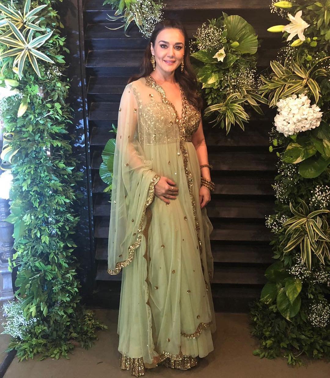 salman khan,shilpa shetty, shilpa shetty diwali photos, bollywood diwali photos, salman khan latest, salman khan news, karan johar, jacqueline fernandez, jacqueline fernandez photos, r madhavan