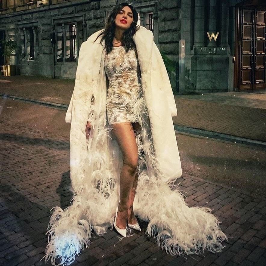 nick jonas, priyanka chopra, Priyanka Chopra Bachelorette Party, Priyanka Chopra Marriage, Priyanka Chopra Nick Jonas Wedding, Sophie Turner