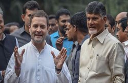 C-Voter Opinion Poll 2018: MP में बीजेपी से छिन सकती है सत्‍ता, राजस्‍थान में कांग्रेस को दो तिहाई बहुमत तो छत्तीसगढ़ में कड़ा होगा मुकाबला