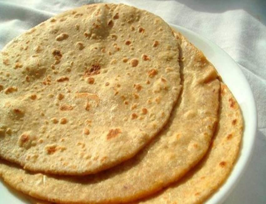 बासी रोटी का सेवन स्वास्थ्य के लिए लाभकारी होता है बासी रोटी का सेवन स्वास्थ्य के लिए लाभकारी होता है