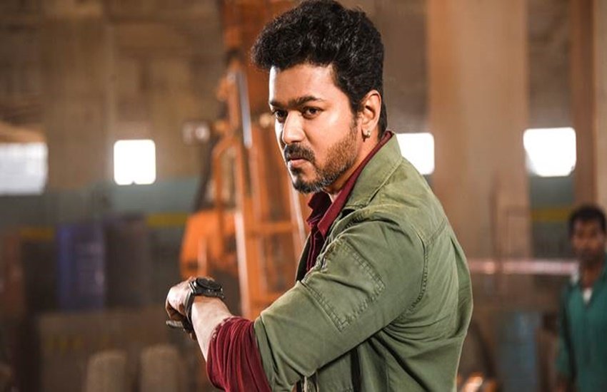 Sarkar Box Office Collection day 2: दर्शकों का दिल जीत रही है फिल्म