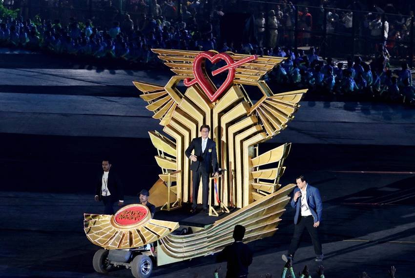 hockey world cup, hockey world cup 2018, hockey world cup opening ceremony, shah rukh khan, srk, madhuri dixit, ar rahman, hockey world cup opening ceremony live, hockey world cup 2018 opening ceremony, hockey world cup opening ceremony 2018, hockey world cup opening ceremony live, hockey world cup opening ceremony 2018 live