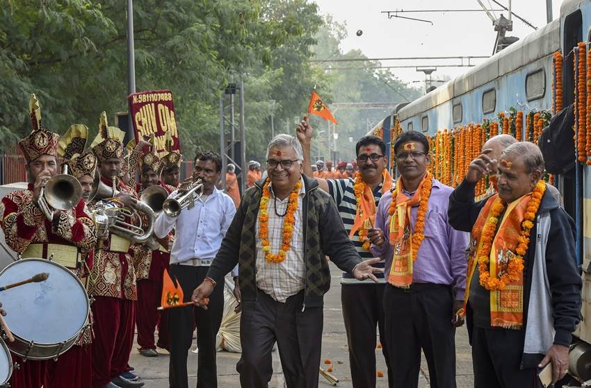ramayana express, ramayana express flagged off, ramayana express started, ramayana express delhi,