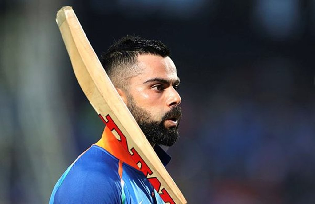 Sports news, Cricket news, Indian Cricket Team, Virat kohli, Video viral, Video footage, Kohli, Australian batsmen, English batsmen, India, Cricket Fan, विरोट कोहली, भारतीय क्रिकेट टीम, क्रिकेटर, प्रशंसक 