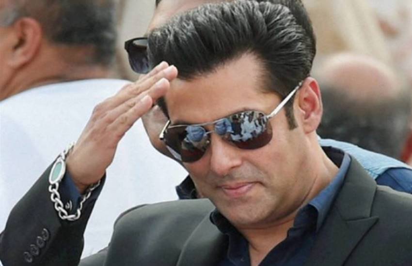 सुपरस्टार सलमान खान (फोटोसोर्स: सलमान फैनपेज इंस्टा) सुपरस्टार सलमान खान (फोटोसोर्स: सलमान फैनपेज इंस्टा)