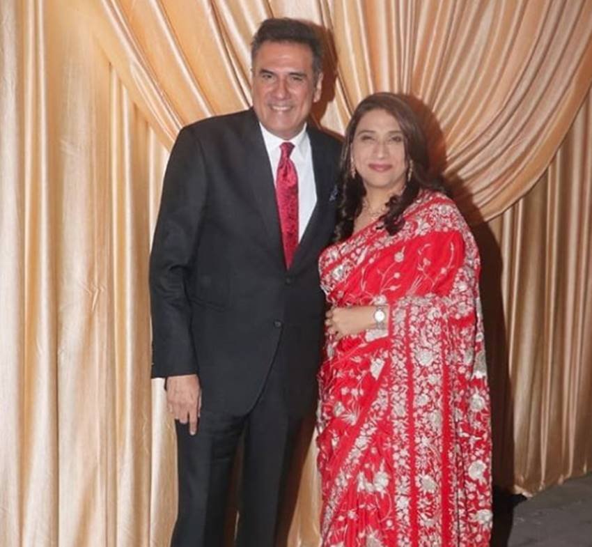 Isha Ambani, Anand Piramal, isha Wedding Reception, shahrukh khan, abhishek bachchan, aamir khan, amitabh bachchan, aishwarya rai bachchan serve food to ladke wale, ISHA ambani Reception, isha ambani, isha ambani wedding Reception, isha ambani anand piramal Reception, isha ambani anand piramal wedding Reception date, isha ambani wedding Reception news, isha ambani wedding Reception pics, isha ambani anand piramal wedding Reception pics, isha ambani anand piramal marriage Reception date, isha ambani wedding Reception photos, isha ambani marriage Reception, isha ambani marriage Reception pics, isha ambani marriage Reception images, isha ambani wedding Reception dress, isha ambani Reception guest list, isha ambani age, Wedding Reception of Isha Ambani