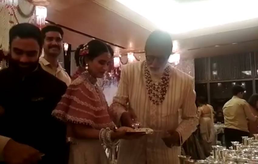 Isha Ambani, Anand Piramal, isha Wedding Reception, shahrukh khan, abhishek bachchan, aamir khan, amitabh bachchan, aishwarya rai bachchan serve food to ladke wale, ISHA ambani Reception, isha ambani, isha ambani wedding Reception, isha ambani anand piramal Reception, isha ambani anand piramal wedding Reception date, isha ambani wedding Reception news, isha ambani wedding Reception pics, isha ambani anand piramal wedding Reception pics, isha ambani anand piramal marriage Reception date, isha ambani wedding Reception photos, isha ambani marriage Reception, isha ambani marriage Reception pics, isha ambani marriage Reception images, isha ambani wedding Reception dress, isha ambani Reception guest list, isha ambani age, Wedding Reception of Isha Ambani