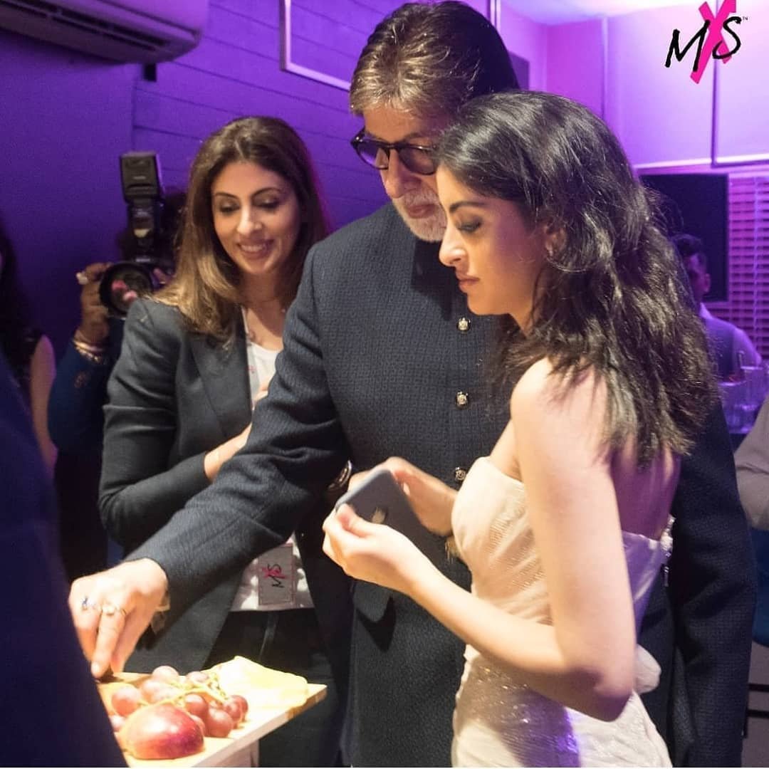 Amitabh Bachchan,Navya Naveli Nanda,Shweta Bachchan-Nanda
