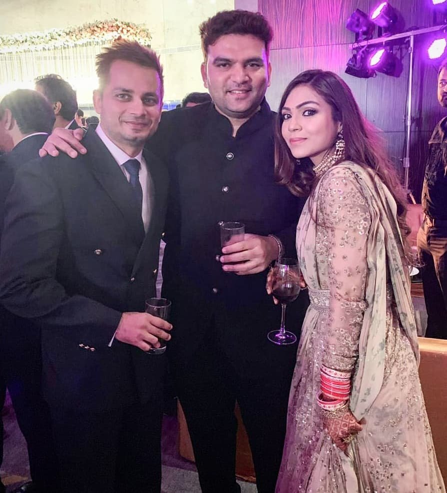 Alka Yagnikâs daughter, Syesha Kapoor ties the knot with her fiancÃ©, Amit Desai. After one year of", Alka Yagnikâs daughter WEDDING, Alka Yagnikâs daughter marriage, Alka Yagnikâs daughter