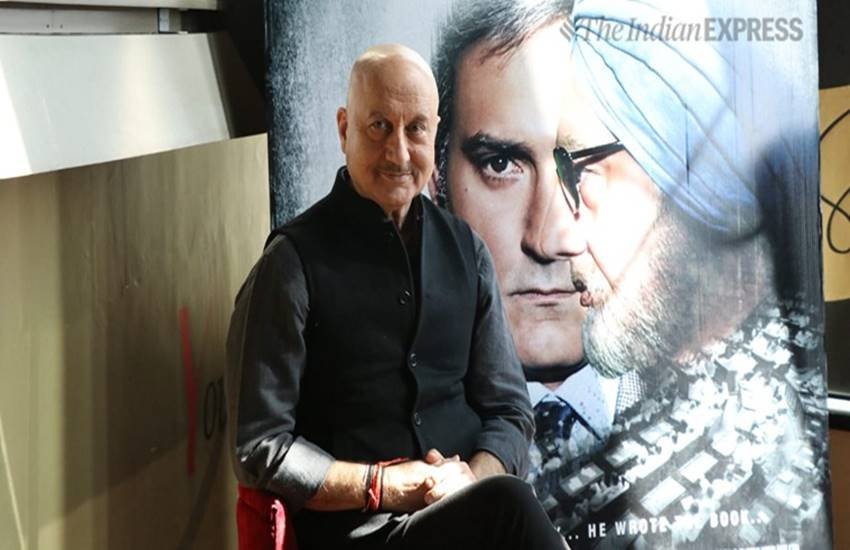 बॉलीवुड एक्टर अनुपम खेर
(फोटो सोर्स : Indian Express)